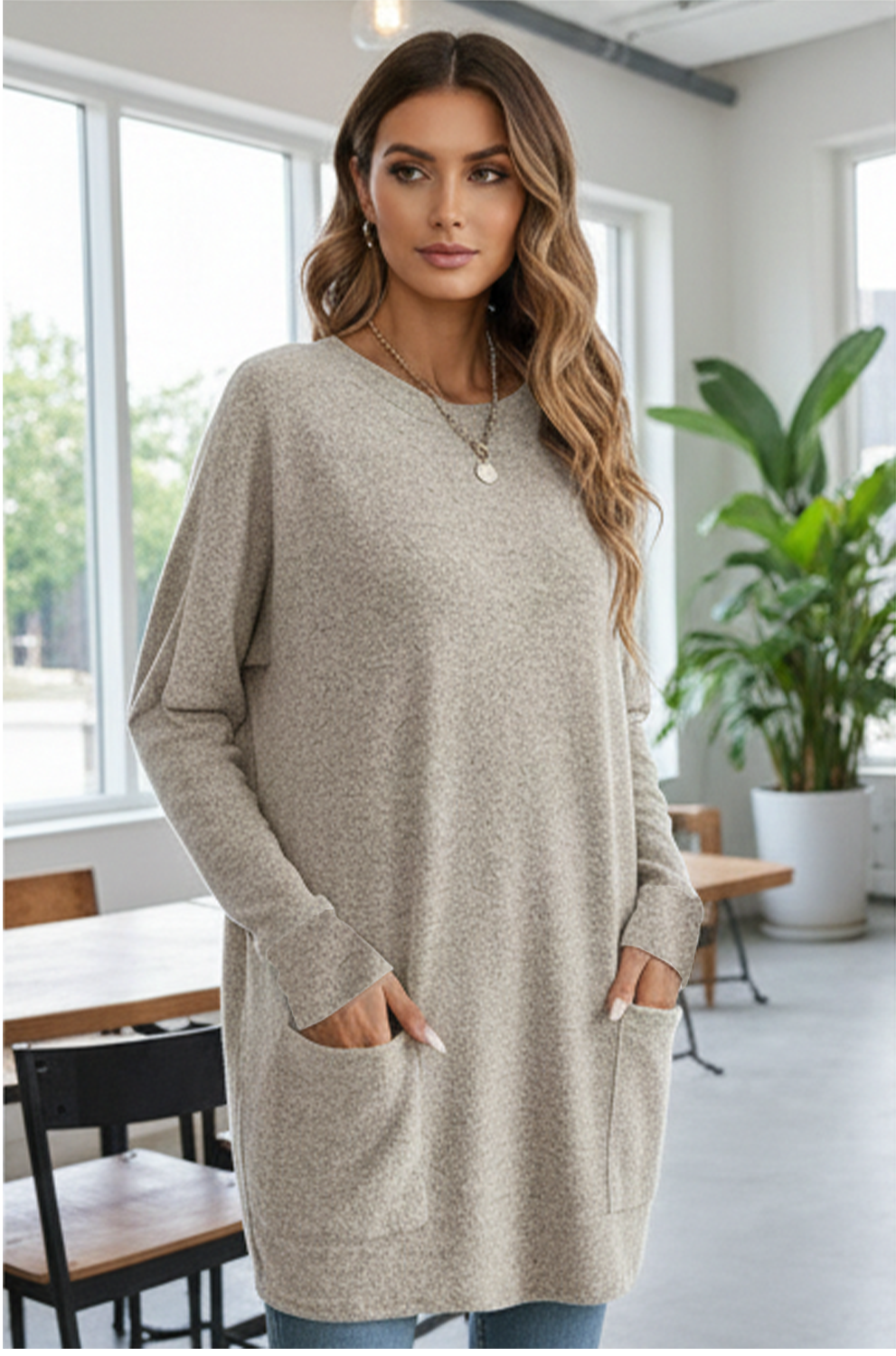Women’s Long Tunic Sweatshirt – Casual Oversized Crew Neck with Pockets