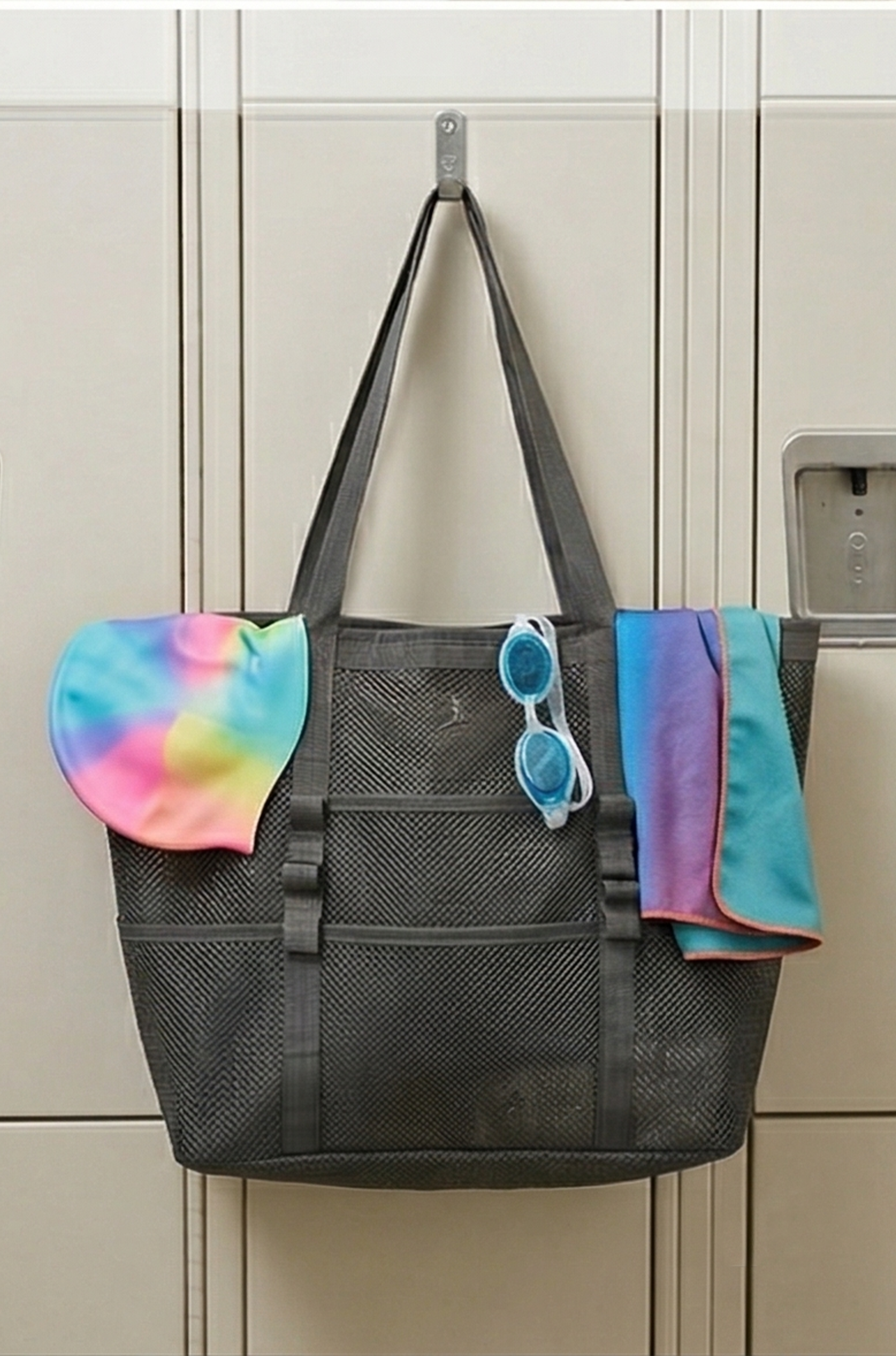 Mesh Beach Tote Bag – Portable Travel & Makeup Organizer